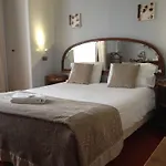 Raymond 4 Hotel 3*