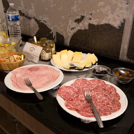 雷蒙德4号图卢兹酒店